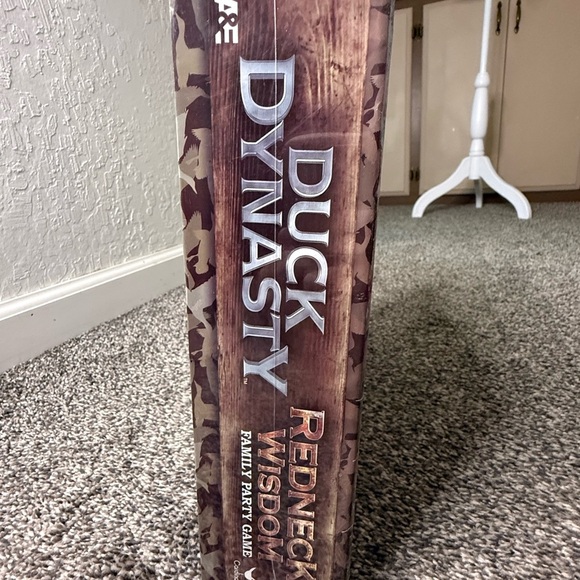 Duck Dynasty Redneck Wisdom Family Party Game - Picture 4 of 6